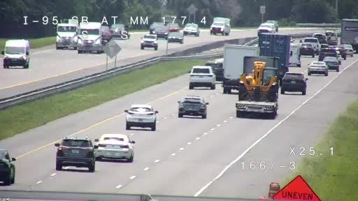 Construction vehicle and traffic control on I-95 SB at MM 177.