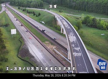 Multiple vehicles involved in a crash on I-89/US 51 northbound.