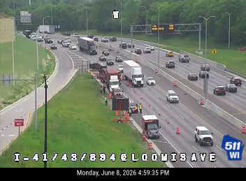 Multiple vehicles involved in a crash on I-41/48/894 at Loomis Ave.